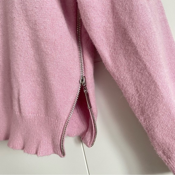 3/$45 Forever 21 Pink Side Sip Crewneck Sweater - Picture 4 of 6